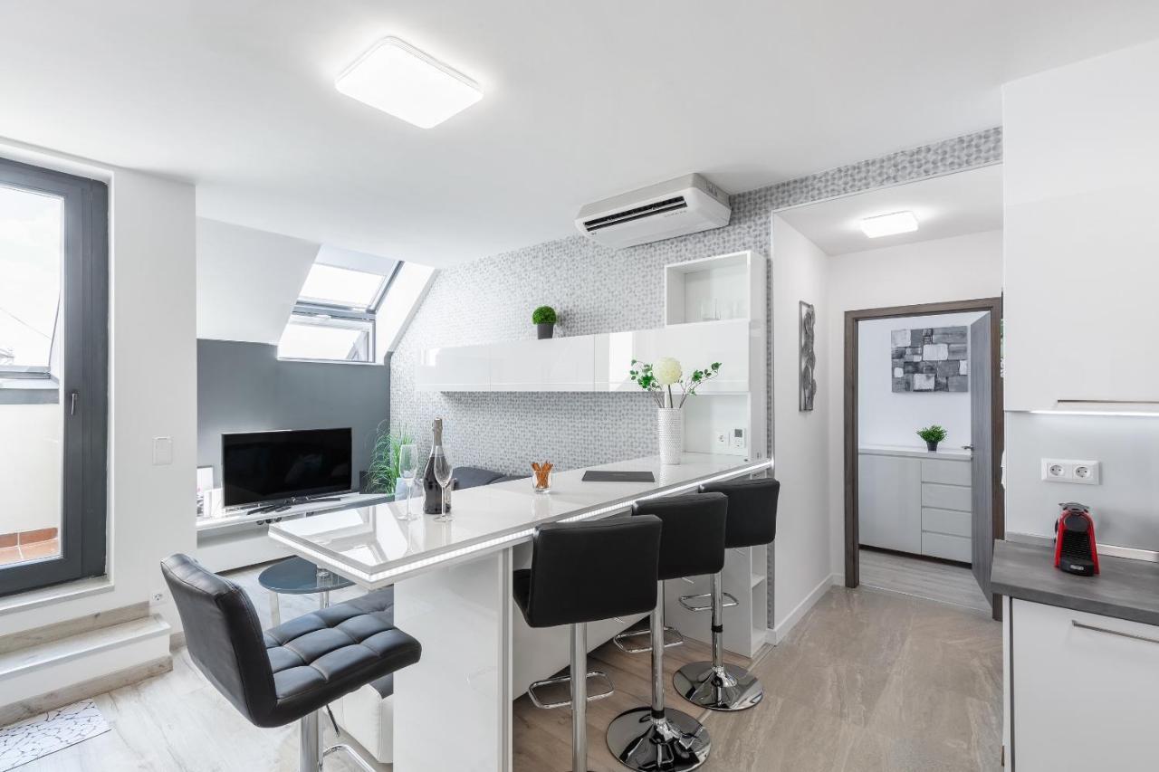 Chill 'N' Joy Boutique Suites Budapešť Exteriér fotografie